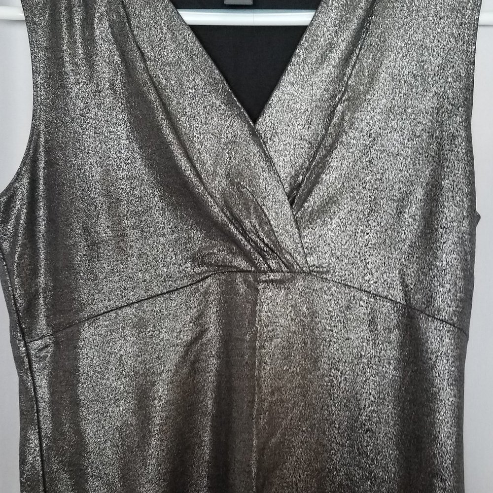 NWOT - Silver sparkle top